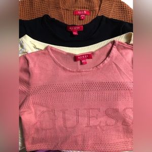4 Guess Sweaters very good condition 💖